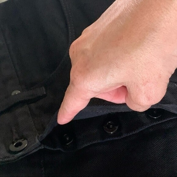 denim Womens Jean shorts butterfly buttons HIGH RISE 25 BLACK raw hem 𝅺APRIL77 - Picture 9 of 13